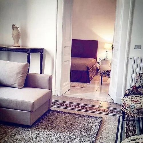 Bed & Breakfast Le Cavallerizze Neapol 3*,